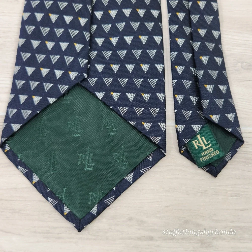 Lauren Ralph Lauren‎ Necktie Blue & White Made In USA 100% Silk 56